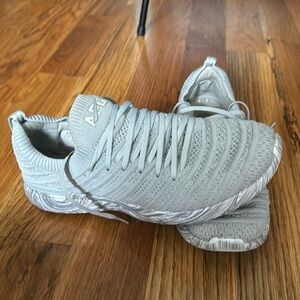 APL Running Sneakers Men’s Size 8 - Grey